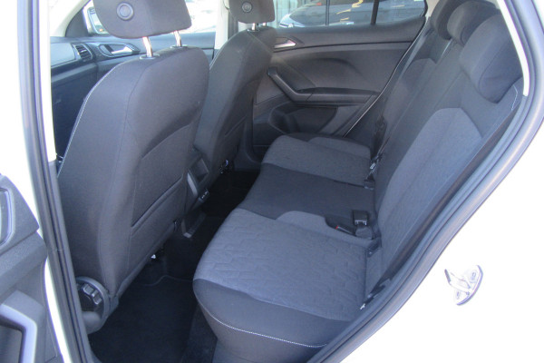 Volkswagen T-Cross 1.0 TSI Life Edition Automaat, Cruise Control, PDC V+A, Stoelverw, Carplay