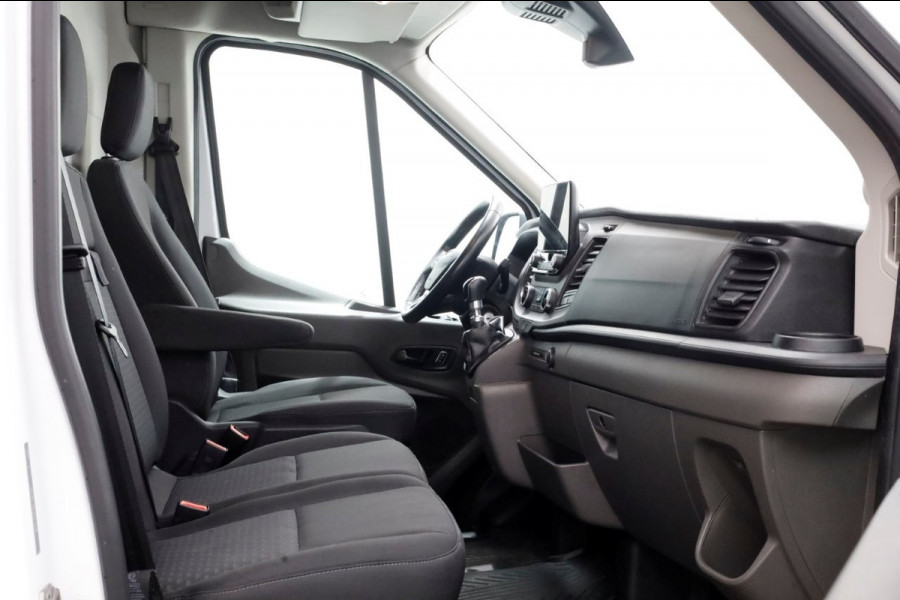 Ford Transit 2.0 TDCI 130pk L2H2 Trend Airco/Camera/CarPlay 02-2021