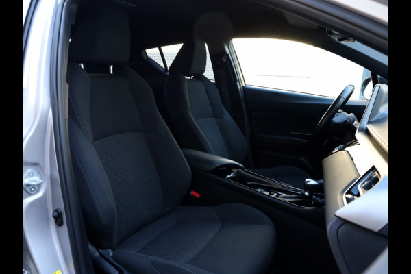 Toyota C-HR 1.8 Hybrid Dynamic | Park-Assist | Dodehoek | Stuurwielverwarmin