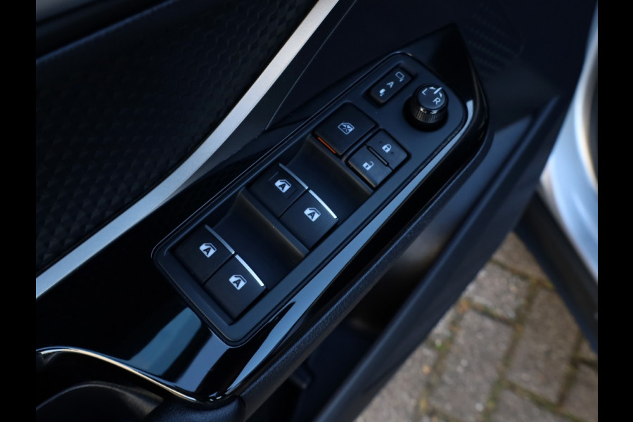 Toyota C-HR 1.8 Hybrid Dynamic | Park-Assist | Dodehoek | Stuurwielverwarmin