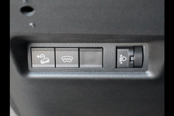 Jeep Avenger Longitude 54 kWh Automaat | Navigatie | Apple Carplay/ Android Auto | Parkeersensor achter | Cruise Control | Stoelverwarming | Full LED | Virtual Cockpit | Climate Control