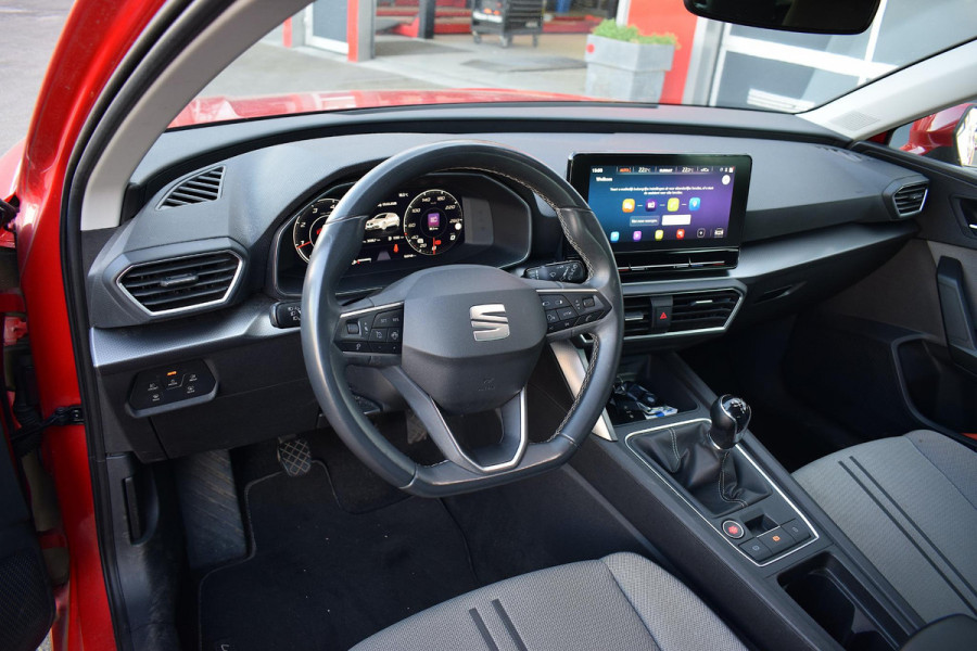 Seat Leon 2.0 TDI Style Launch Edition | Apple CarPlay | Camera | Cruise | Climate