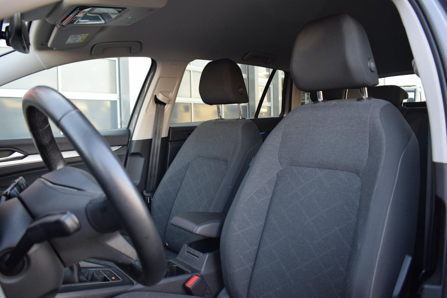 Volkswagen Golf Variant 1.0 TSI Life | Apple CarPlay | LED | Camera | ACC