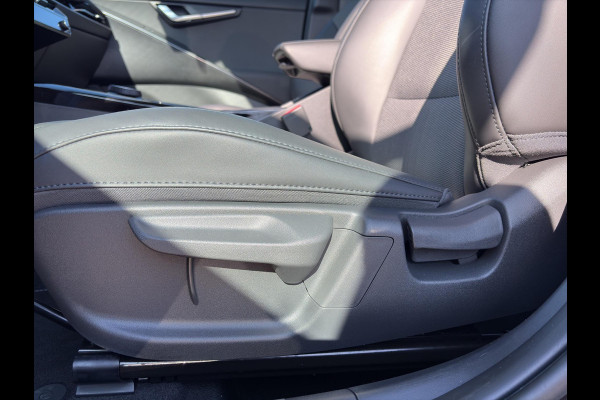 Kia Niro 1.6 GDi PHEV DynamicLine | Tot € 1.250,- extra inruil tijdens dit Paasweekend! | Automaat | Camera | Cruise | Sensoren | Apple Carplay & Android Auto | Navi |