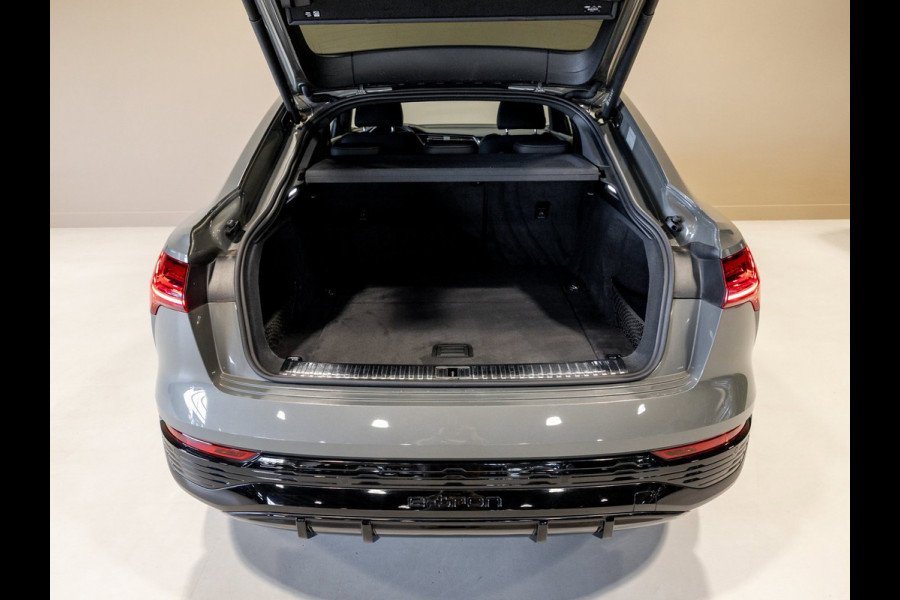 Audi Q8 Sportback e-tron 50 quattro S Edition 95 kWh / 340pk / Elektrische stoelverstelling / Achteruitrij camera /