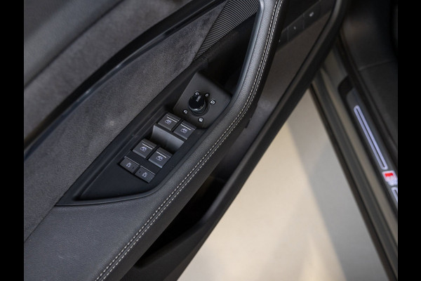 Audi Q8 Sportback e-tron 50 quattro S Edition 95 kWh / 340pk / Elektrische stoelverstelling / Achteruitrij camera /