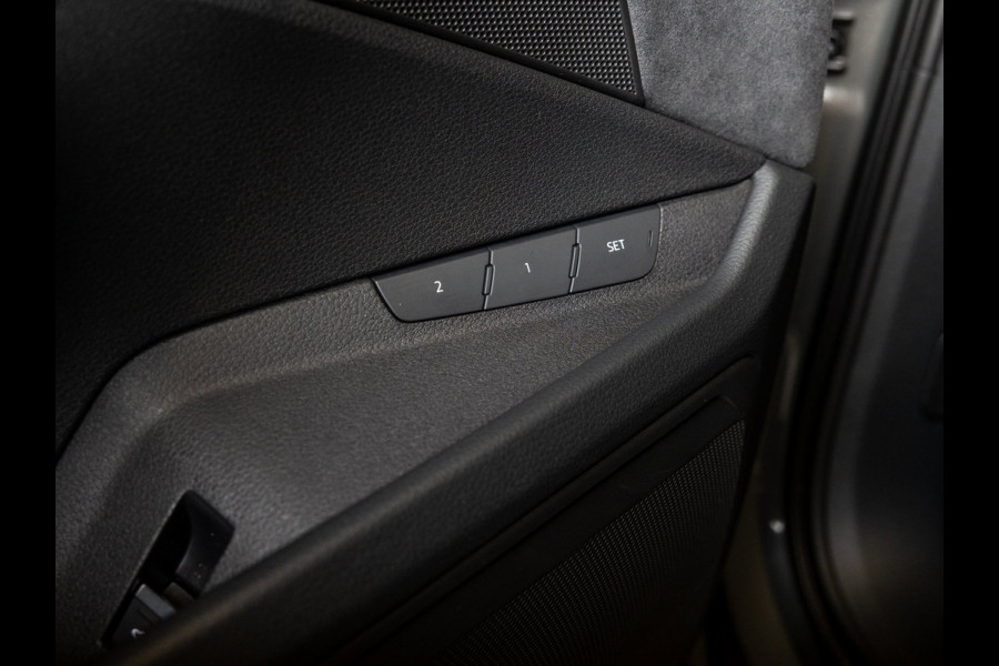 Audi Q8 Sportback e-tron 50 quattro S Edition 95 kWh / 340pk / Elektrische stoelverstelling / Achteruitrij camera /