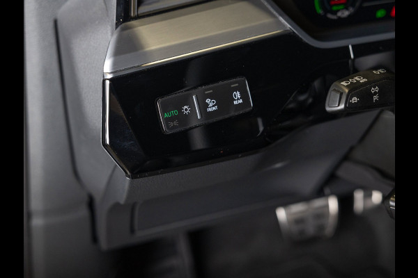 Audi Q8 Sportback e-tron 50 quattro S Edition 95 kWh / 340pk / Elektrische stoelverstelling / Achteruitrij camera /