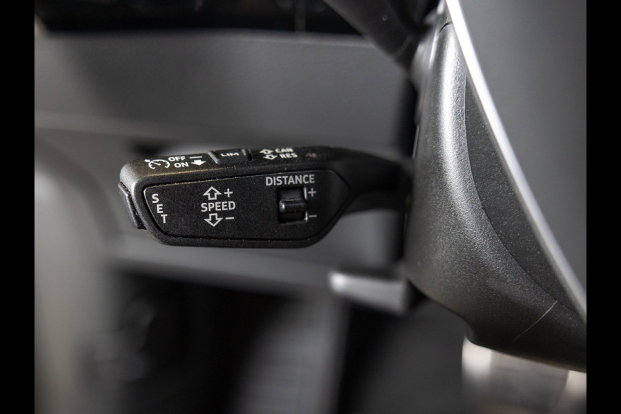 Audi Q8 Sportback e-tron 50 quattro S Edition 95 kWh / 340pk / Elektrische stoelverstelling / Achteruitrij camera /