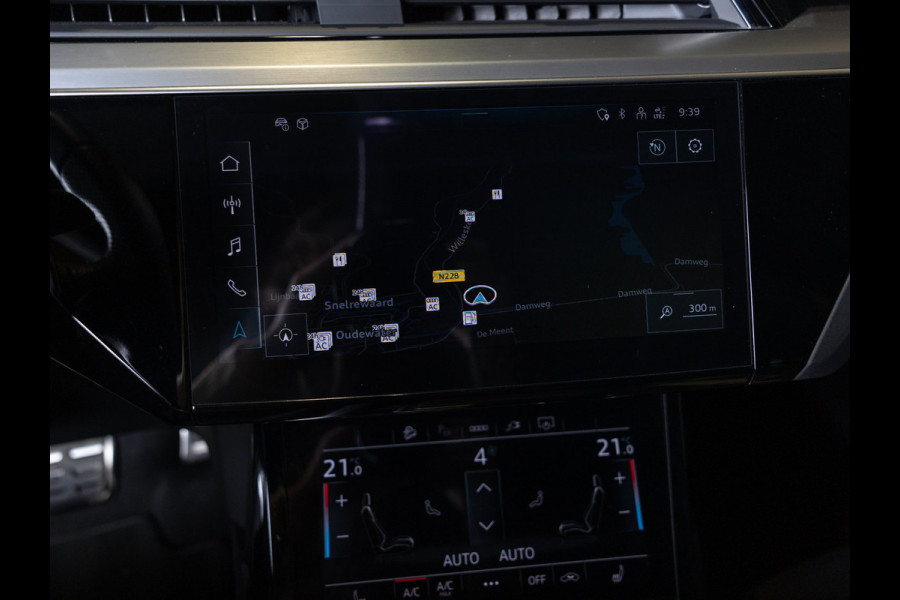 Audi Q8 Sportback e-tron 50 quattro S Edition 95 kWh / 340pk / Elektrische stoelverstelling / Achteruitrij camera /