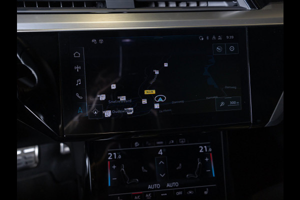 Audi Q8 Sportback e-tron 50 quattro S Edition 95 kWh / 340pk / Elektrische stoelverstelling / Achteruitrij camera /