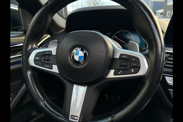 BMW 5 Serie Touring 530i xDrive High Executive , Pano,