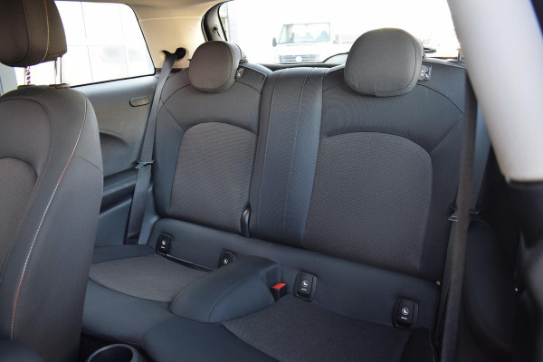 MINI Mini 1.5 Cooper | Apple Carplay | Cruise | Airco | 17" LM