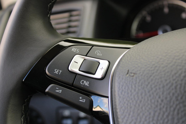 Volkswagen Caddy 2.0TDI L1H1 BMT Carplay Airco Automaat Trekhaak AudiStitch !!NIEUWBINNEN!!