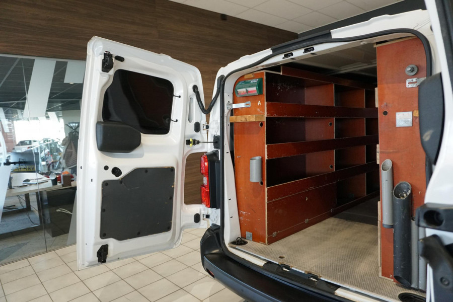 Toyota ProAce Worker 2.0 D-4D Navigator + CAMERA / DODEHOEK