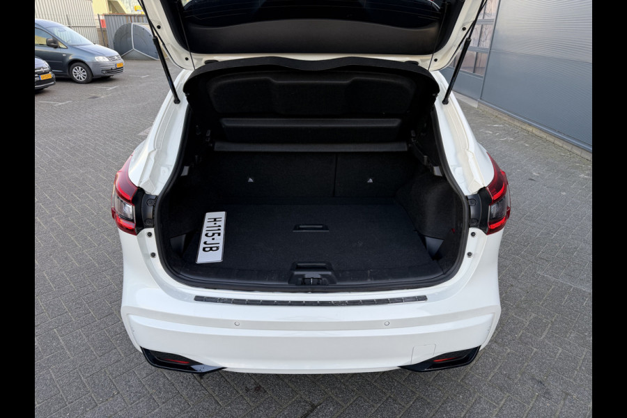 Nissan QASHQAI 160pk N-Tec (Trekhaak - Panoramadak - 360gr Camera - Parkeersensoren V+A - Keyless Entry - LED - 19"Zwart)