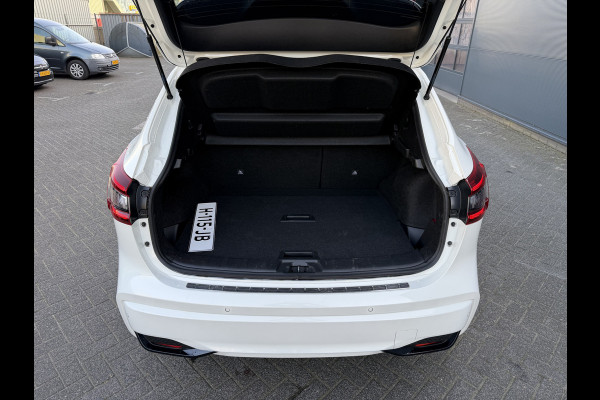 Nissan QASHQAI 160pk N-Tec (Trekhaak - Panoramadak - 360gr Camera - Parkeersensoren V+A - Keyless Entry - LED - 19"Zwart)