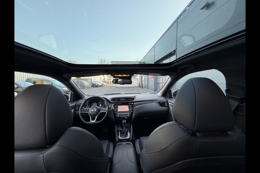 Nissan QASHQAI 160pk N-Tec (Trekhaak - Panoramadak - 360gr Camera - Parkeersensoren V+A - Keyless Entry - LED - 19"Zwart)