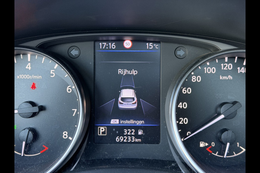 Nissan QASHQAI 160pk N-Tec (Trekhaak - Panoramadak - 360gr Camera - Parkeersensoren V+A - Keyless Entry - LED - 19"Zwart)