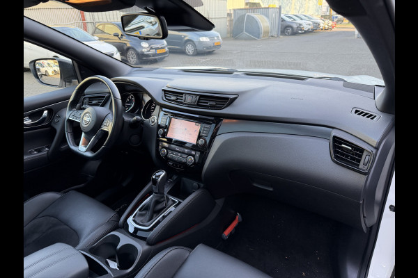 Nissan QASHQAI 160pk N-Tec (Trekhaak - Panoramadak - 360gr Camera - Parkeersensoren V+A - Keyless Entry - LED - 19"Zwart)