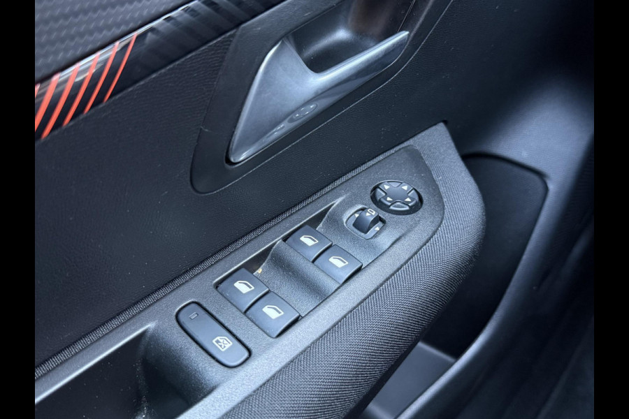 Peugeot 208 1.2 PureTech Active 2e Eigenaar|Navi|Carplay|Clima|Cruise|PDC|N.A.P|Nieuwe APK bij Aflevering