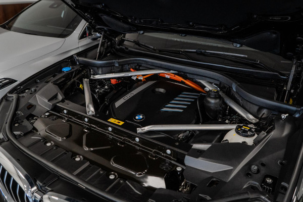 BMW X5 xDrive45e Executive M-Sport Laser|Pano|Memory|360º|Leder|Luchtvering