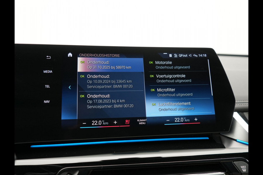 BMW X1 xDrive30e M Sport Plug In Hybrid 326pk Dealer O.H. PHEV | Panodak | Trekhaak af Fabriek | Lederen Sportstoelen Massage & Memory | Adaptive Cruise | 360 Camera | 20 "L.M | Harman / Kardon | Head Up | Keyless |