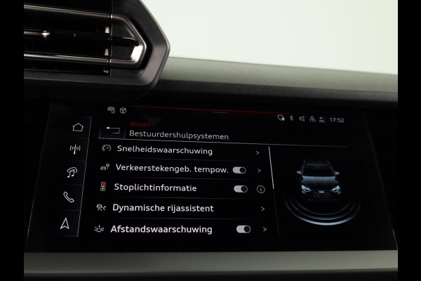 Audi A3 Sportback 40 TFSI e S edition 204pk S-tronic | Verlengde garantie | Navigatie | Parkeersensoren (Park assist) | Adaptieve cruise control | Stoelverwarming | S-Line |