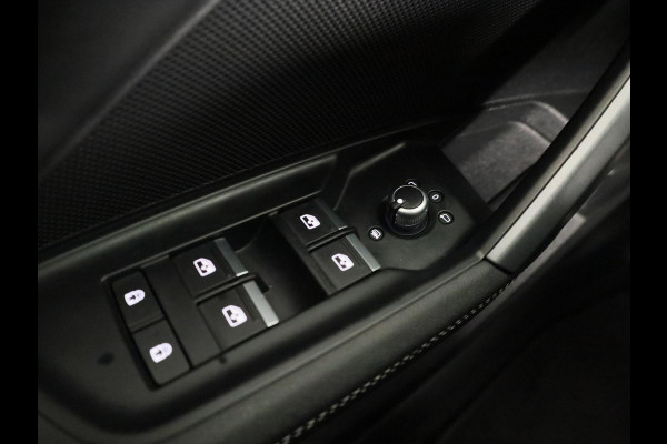 Audi A3 Sportback 40 TFSI e S edition 204pk S-tronic | Verlengde garantie | Navigatie | Parkeersensoren (Park assist) | Adaptieve cruise control | Stoelverwarming | S-Line |