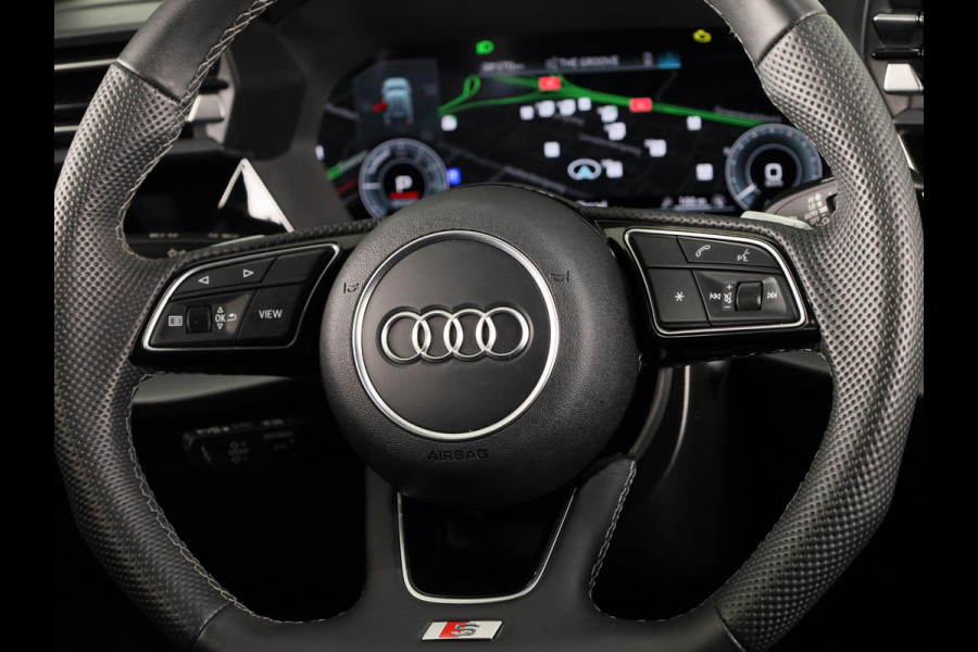 Audi A3 Sportback 40 TFSI e S edition 204pk S-tronic | Verlengde garantie | Navigatie | Parkeersensoren (Park assist) | Adaptieve cruise control | Stoelverwarming | S-Line |