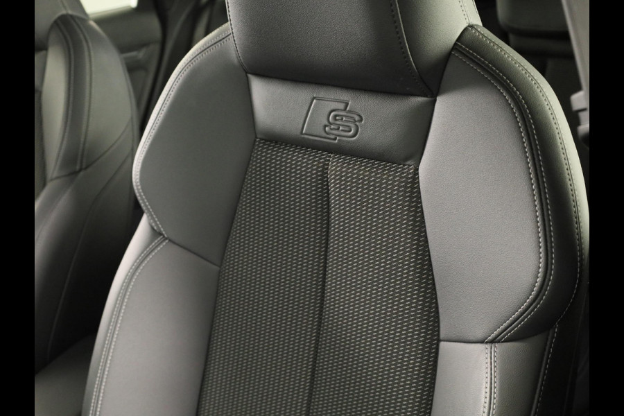 Audi A3 Sportback 40 TFSI e S edition 204pk S-tronic | Verlengde garantie | Navigatie | Parkeersensoren (Park assist) | Adaptieve cruise control | Stoelverwarming | S-Line |