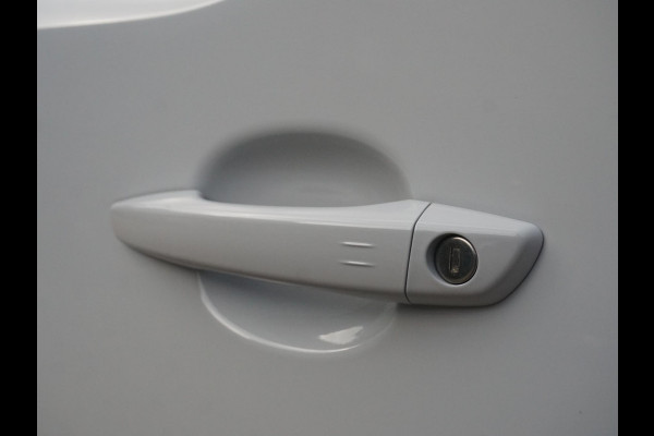 Opel Vivaro Electric L3 75 kWh | STX Sport | Lederen bekleding | Spoilerpakket | 18 inch Lichtmetalen velgen | Rondom Camera's | Mooiste bus van NL (!)