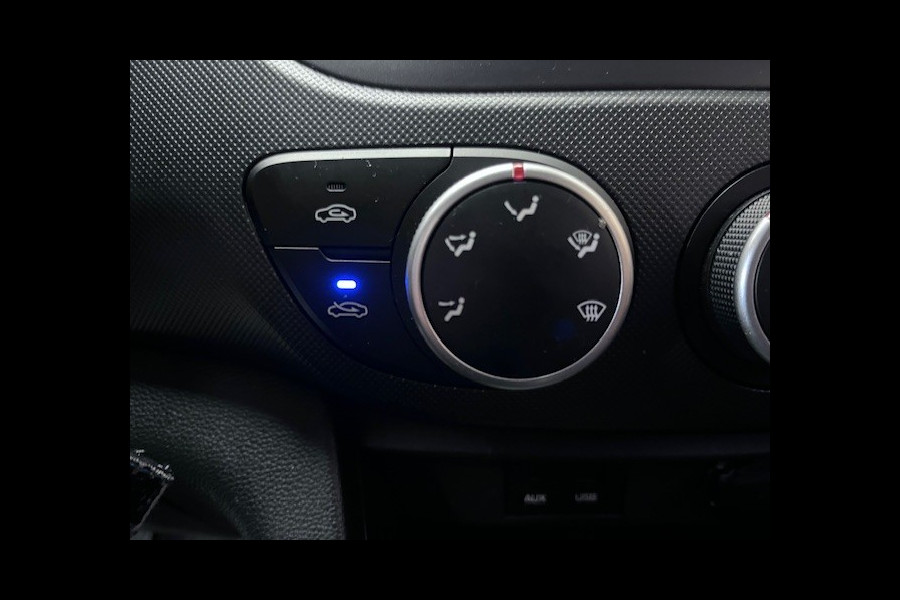Hyundai i10 1.0i Comfort 1e eigenaar | cruise control airco | metaallak