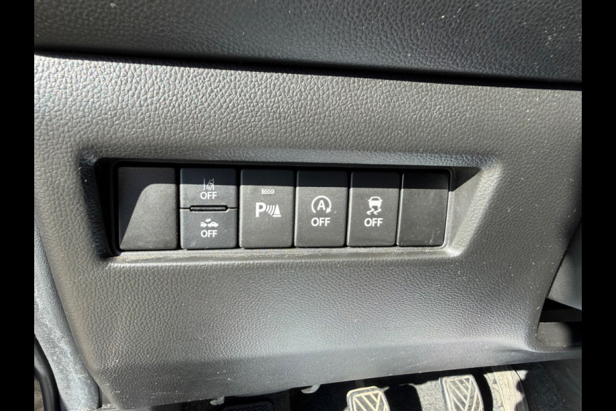 Suzuki Swift 1.2 Comfort Smart Hybrid 83 Pk / Navi Carplay / Airco / Camera / Cruise control / 16"Lichtmetaal.