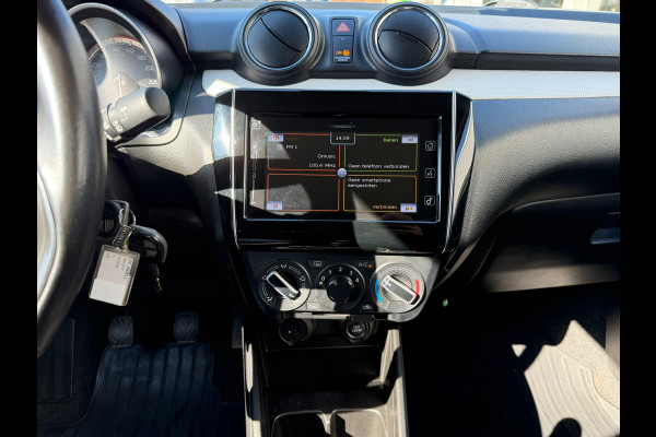 Suzuki Swift 1.2 Comfort Smart Hybrid 83 Pk / Navi Carplay / Airco / Camera / Cruise control / 16"Lichtmetaal.