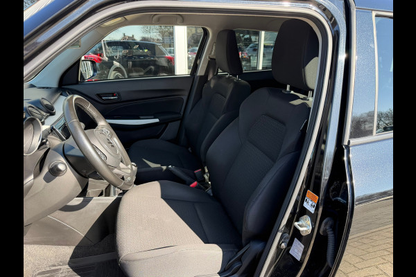 Suzuki Swift 1.2 Comfort Smart Hybrid 83 Pk / Navi Carplay / Airco / Camera / Cruise control / 16"Lichtmetaal.