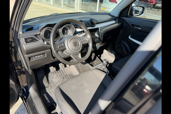 Suzuki Swift 1.2 Comfort Smart Hybrid 83 Pk / Navi Carplay / Airco / Camera / Cruise control / 16"Lichtmetaal.