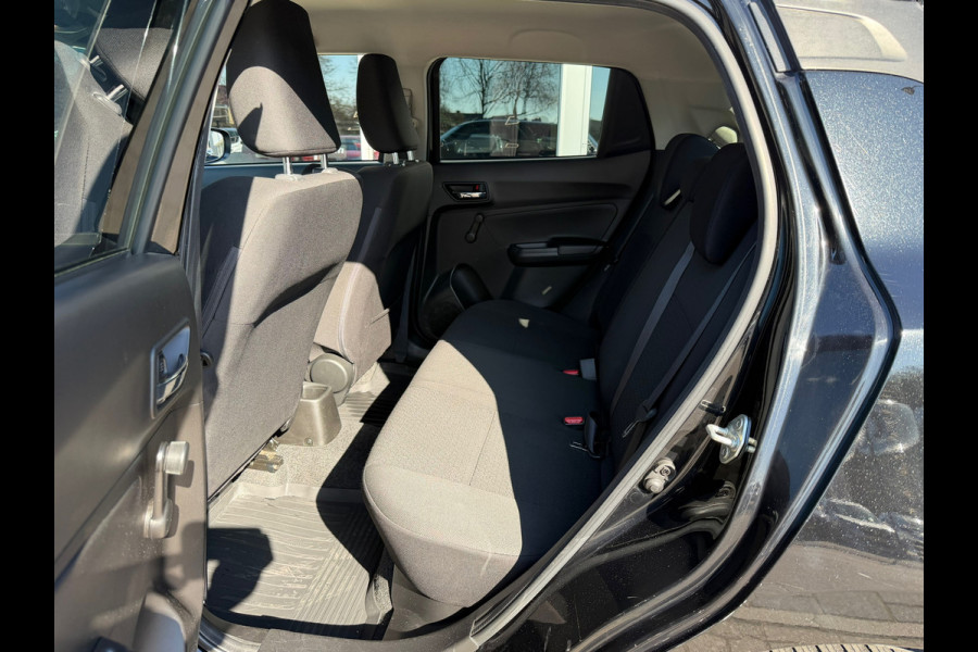 Suzuki Swift 1.2 Comfort Smart Hybrid 83 Pk / Navi Carplay / Airco / Camera / Cruise control / 16"Lichtmetaal.