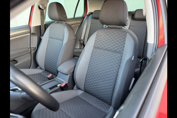 Volkswagen Golf 1.0 TSI Navi CarPlay ACC Clima Stoelverw 18''