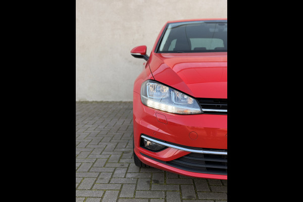 Volkswagen Golf 1.0 TSI Navi CarPlay ACC Clima Stoelverw 18''