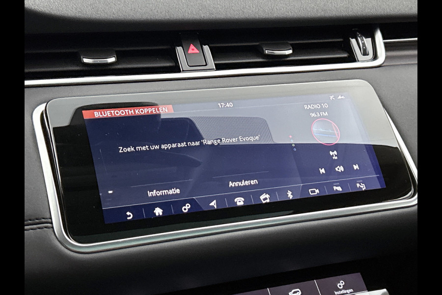 Land Rover Range Rover Evoque 2.0 P250 AWD R-Dynamic SE (Dealer OndH, Panorama, Stoel+StuurV, Camera, Navi, PDC V+A, Keyless, Etc)