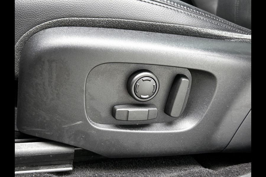 Land Rover Range Rover Evoque 2.0 P250 AWD R-Dynamic SE (Dealer OndH, Panorama, Stoel+StuurV, Camera, Navi, PDC V+A, Keyless, Etc)