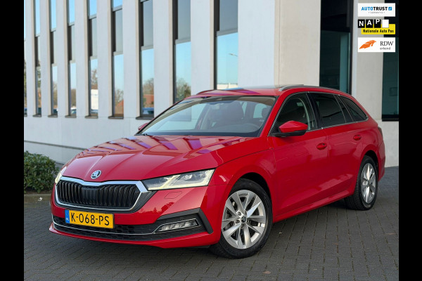 Škoda Octavia Combi 1.0 e-TSI AUTOMAAT Business Edition Plus, panoramadak, trekhaak, stoelverwarming, 1 e eigenaar, NL auto nap