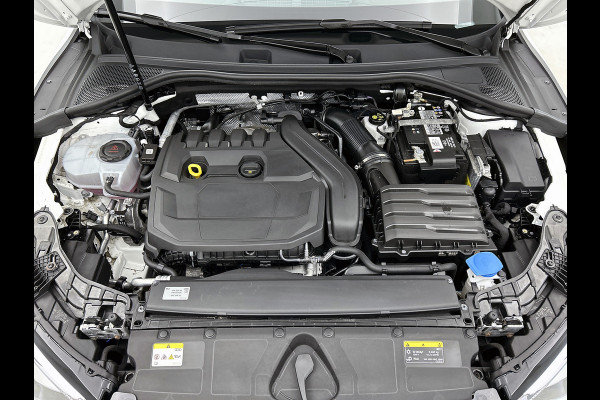Audi A3 SPORTBACK 35 TFSI S-Line edition Plus(Goed OndH, Navi, Carplay, StoelV, PDC, Digitale Tellers, Cruise Con, Etc)