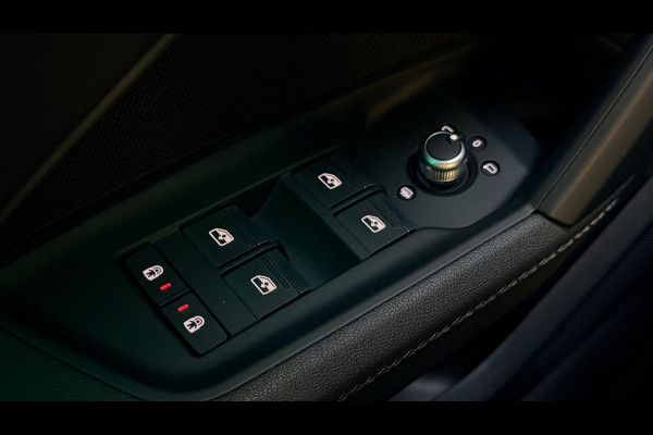 Audi S3 Sportback GERESERVEERD 2.0 TFSI S3 quattro Edition One Panoramadak/Sfeerverlichting/Carplay/ACC/Stoelverwarming/