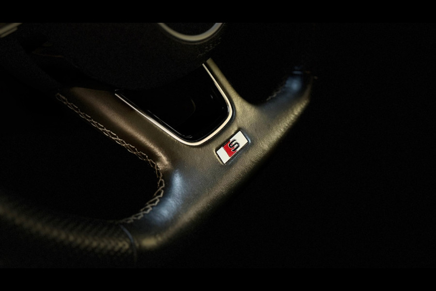 Audi S3 Sportback GERESERVEERD 2.0 TFSI S3 quattro Edition One Panoramadak/Sfeerverlichting/Carplay/ACC/Stoelverwarming/