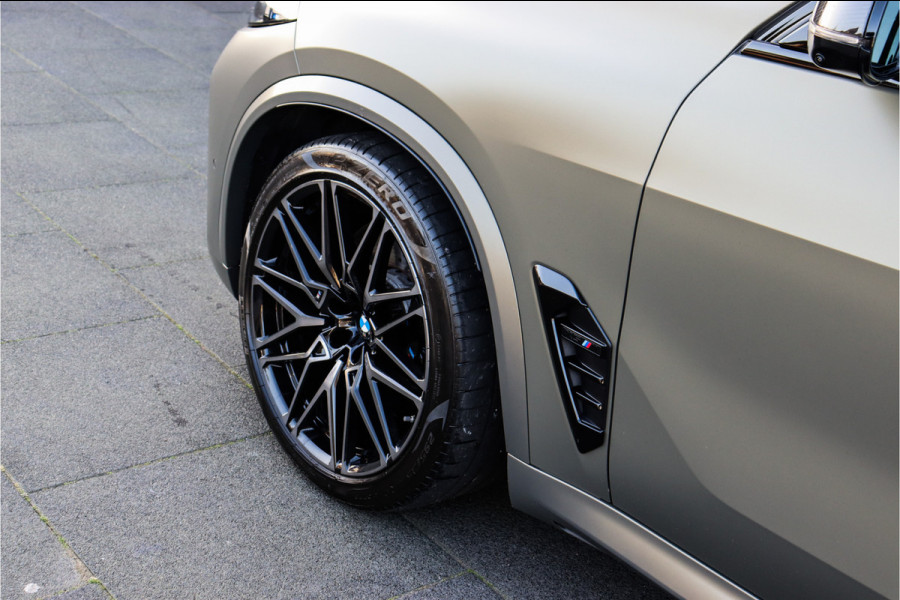 BMW X5M Competition **Skylounge/Massage/Bowers&Wilkons/Carbon/Full PPF**