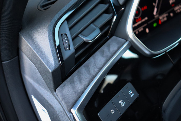 Audi RSQ3 2.5 **RS Sportstoelen/Pano/Ambient**