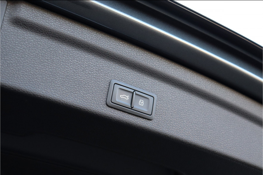 Audi RSQ3 2.5 **RS Sportstoelen/Pano/Ambient**