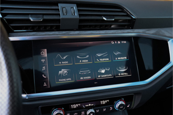 Audi RSQ3 2.5 **RS Sportstoelen/Pano/Ambient**